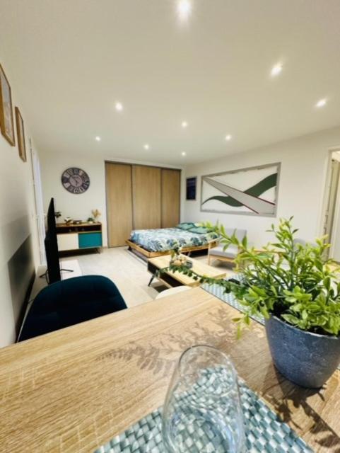 Appartement Joli Dans Nicoise Sur Les Collines