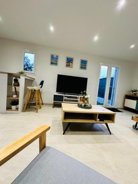 Appartement Joli Dans Nicoise Sur Les Collines *